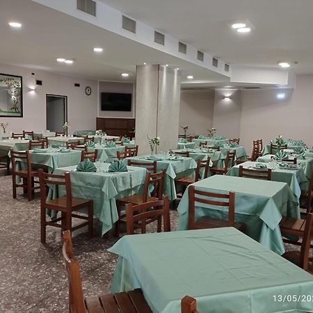 Hotel Ristorante San Giovanni Falerna Exterior foto